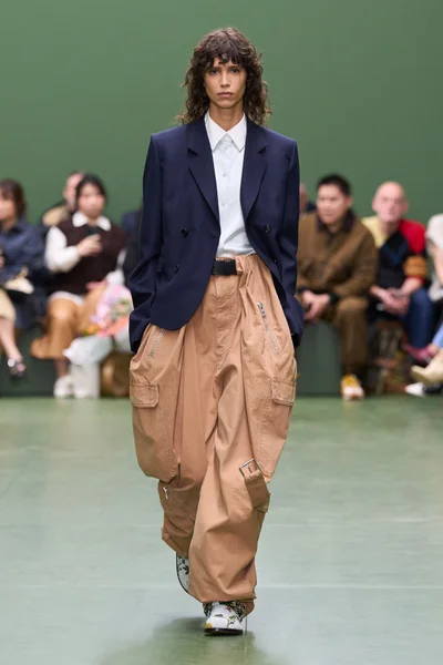 Look 34